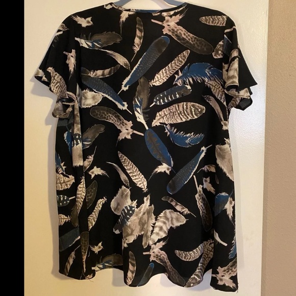 Buddy Love Flutter Sleeve - Picture 2 of 5